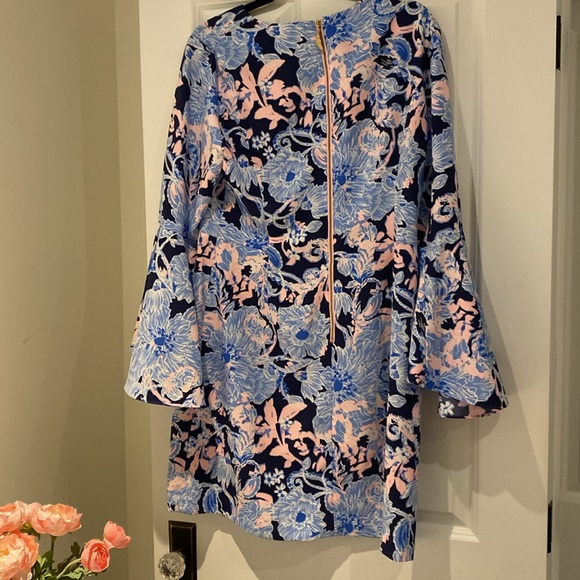 LILLY PULITZER Kayla Stretch Dress / Size 12 / NWOT - Picture 2 of 9